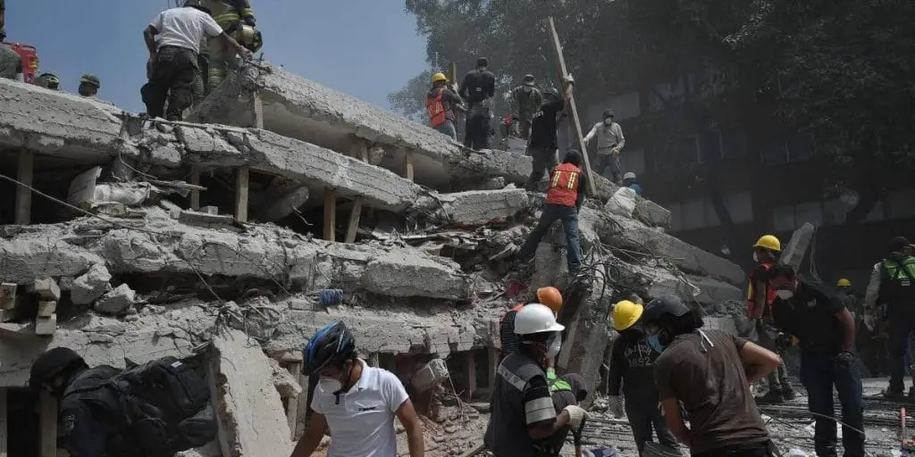 El pasado 26 de septiembre un grupo de delincuentes armados, lograron interceptar una camioneta con un grupo de voluntarios que llevaba ayuda a las personas afectadas por el sismo que afectó a inicio del mes,
