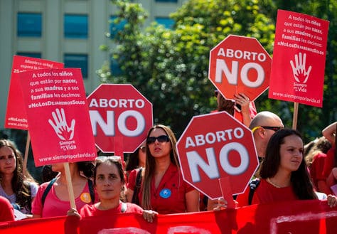 Aprobación del aborto en Chile: una ley contraria al cristianismo