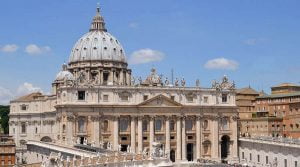 El Vaticano investiga a sacerdote por acceder a una página web de pornografía infantil