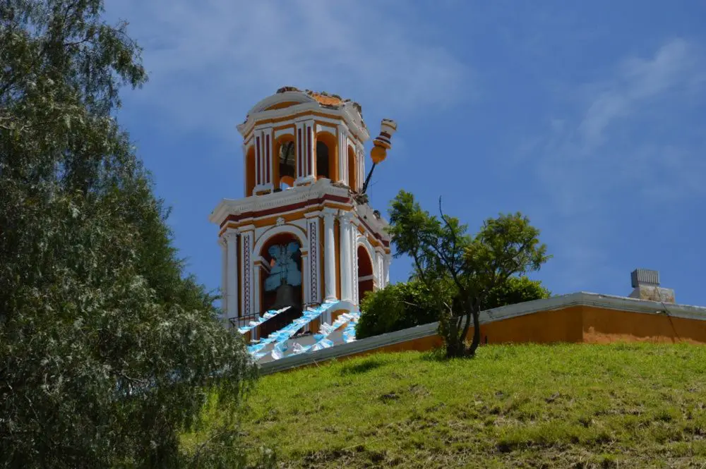 Suspenden actividades religiosas en Puebla