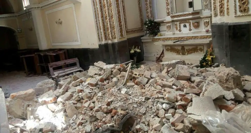 Suspenden actividades religiosas en Puebla