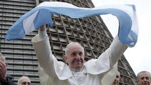 Argentina podría recibir la visita del Papa en el 2018