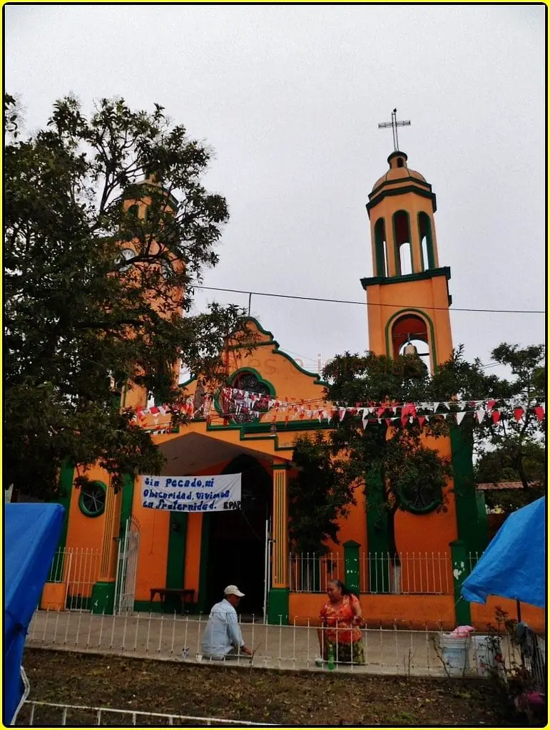 Obispo denuncia que pueblo mexicano y cristianos son estafados por brujos