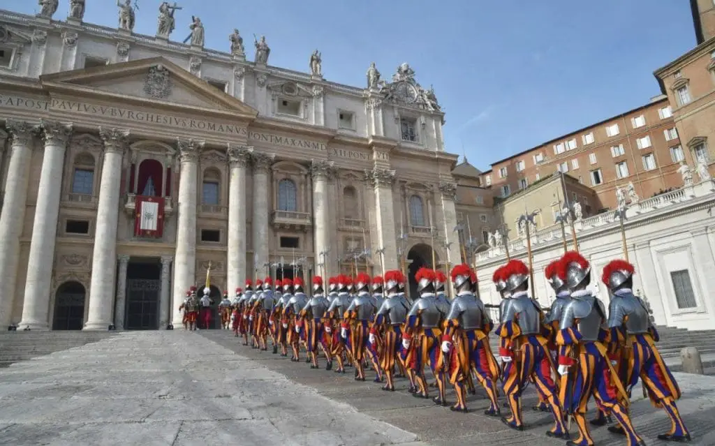 obispos auxiliares