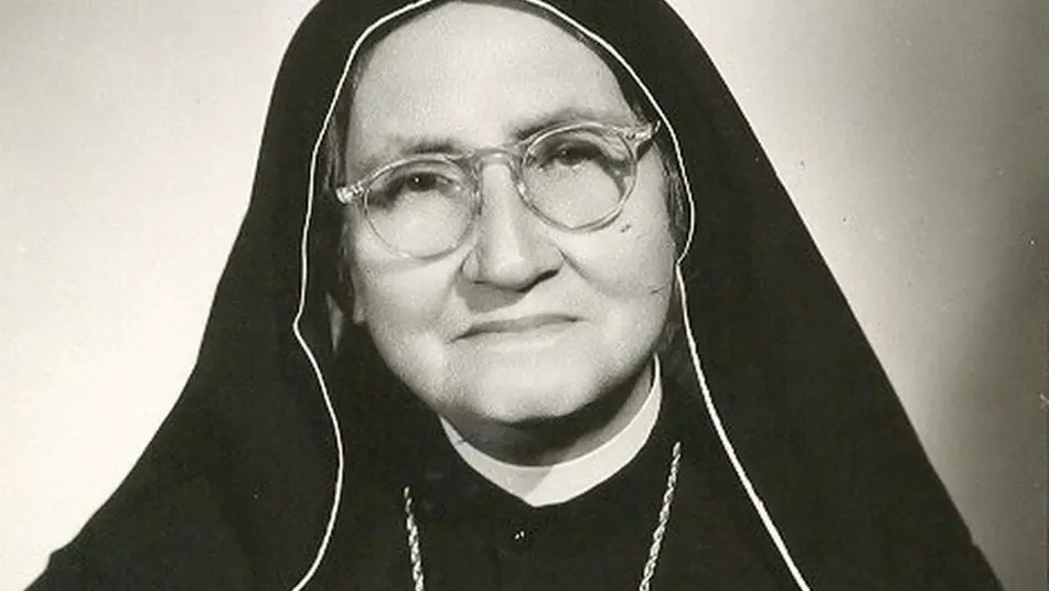Santa Madre Lupita