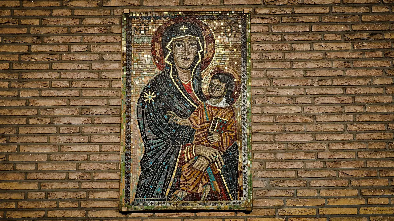 San Pedro Vincioli. Foto por Pixabay.