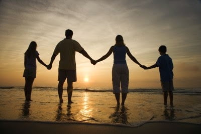 Oración para pedir prosperidad y derramamiento en la familia