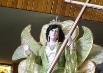 Oración a Santa Elena para alejar a una persona atorrante